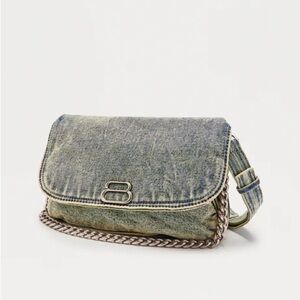 NWT Fashion Nova Denim Blue Chain Shoulder Bag